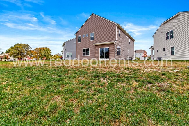 Building Photo - 5218 Triple Crown Wy