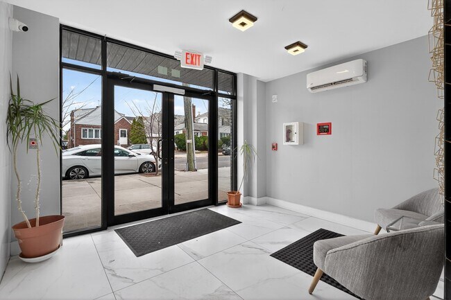 Building Photo - 43-45-45 W 32nd St