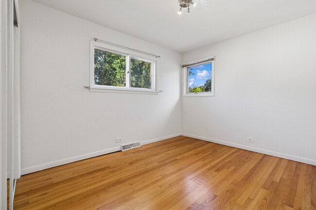 Building Photo - 1037 Heatherfield Ln