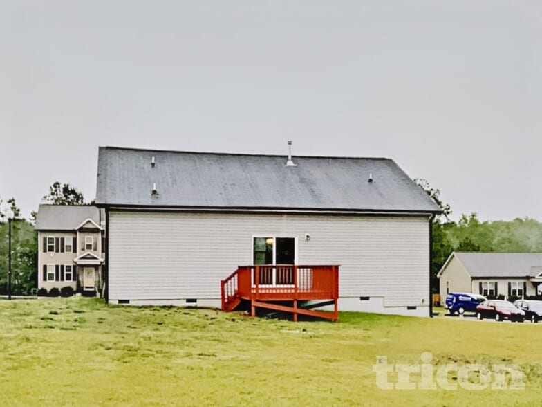 Building Photo - 77 Dropseed Ln