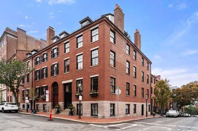 Building Photo - 31 Mt Vernon St