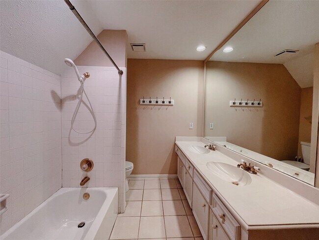 Building Photo - 3015 W Steepbank Cir
