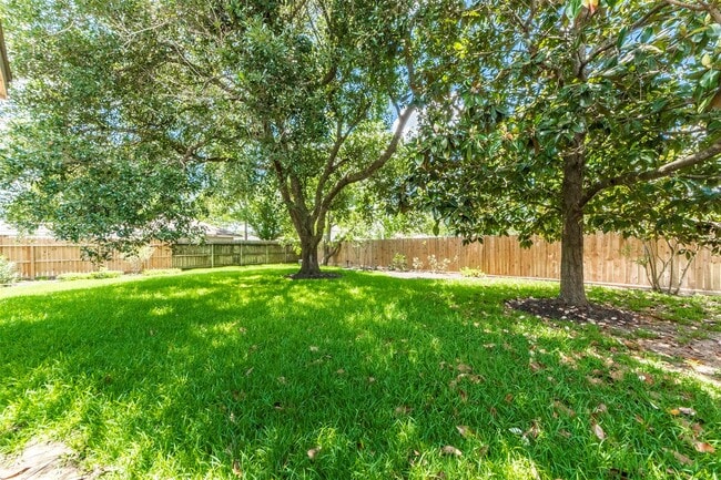 Building Photo - 2608 Leroy St