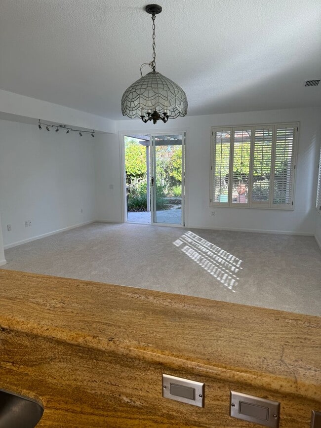 Building Photo - Sun City Roseville For Rent