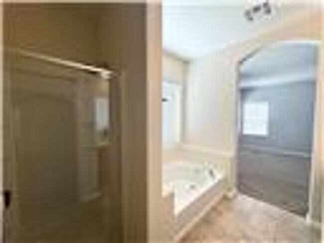 Building Photo - spacious 4 bedroom 2.5 bath home