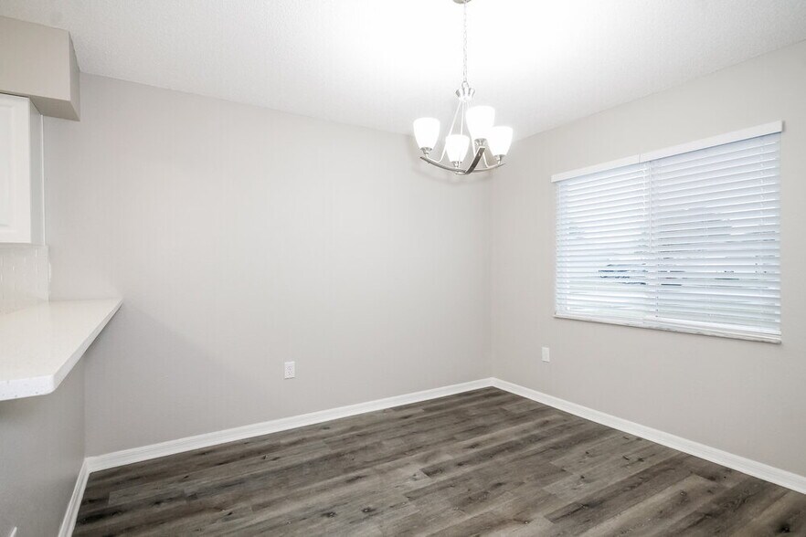 Building Photo - 12102 Buffington Ln