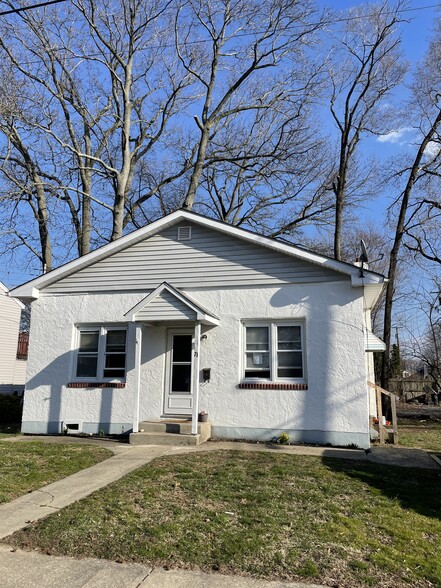Building Photo - 71 5th St