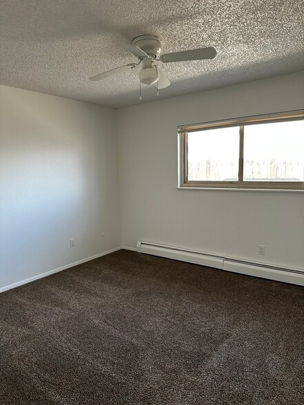 Building Photo - 2482 Nyssa Dr