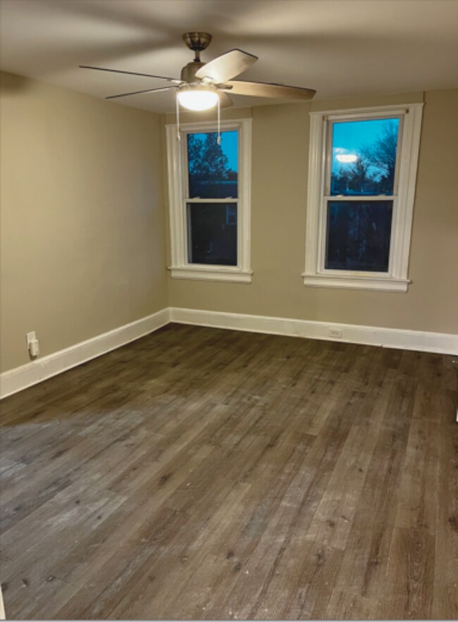 Building Photo - 1536 Independence Ave SE