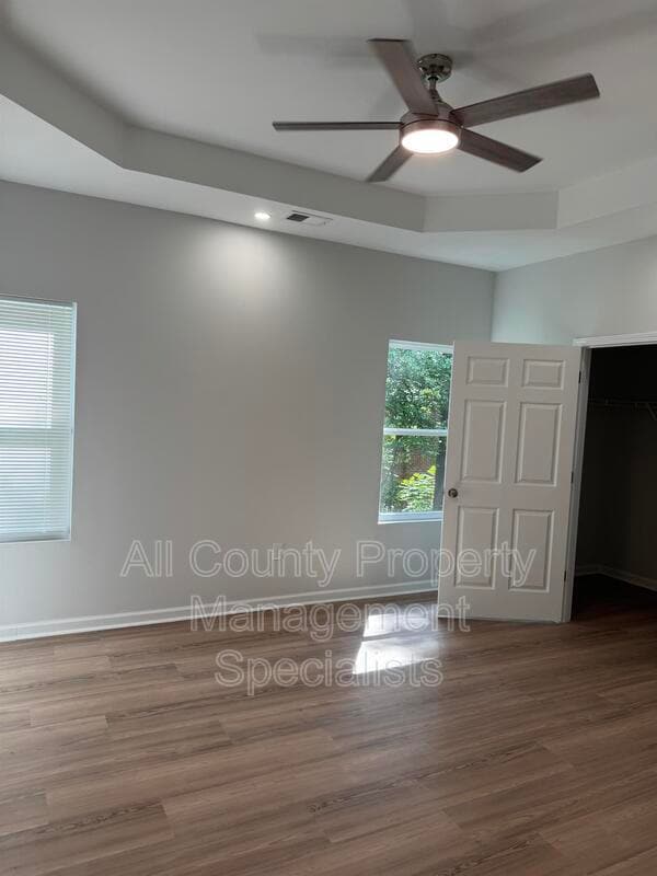 Building Photo - 5111 Spalding Ave