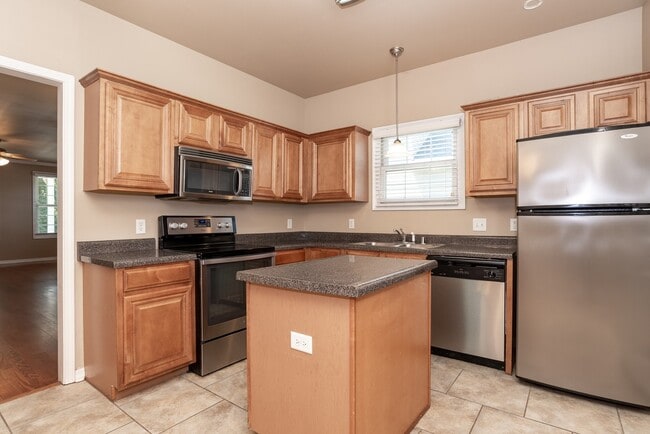 Building Photo - Clabber Creek Subdivision