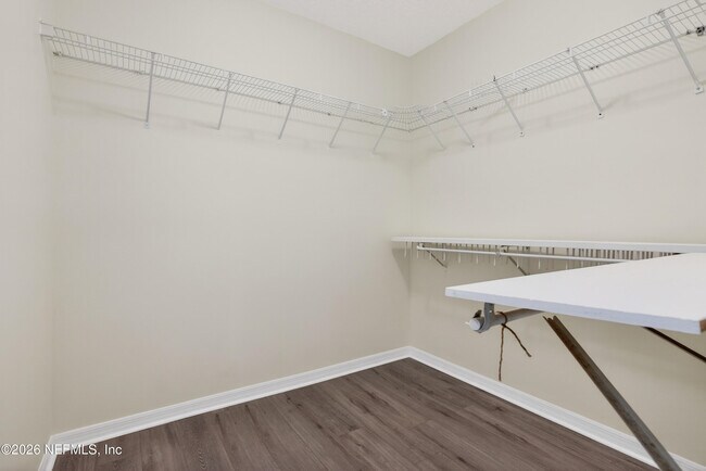 Building Photo - 430 Marsh Point Cir