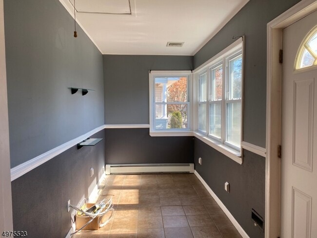 Building Photo - 1 Grey Rock Ave