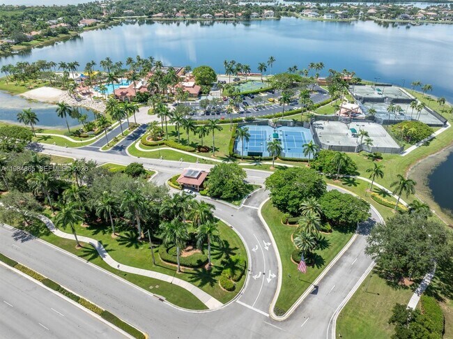 Building Photo - 18860 SW 25th Ct