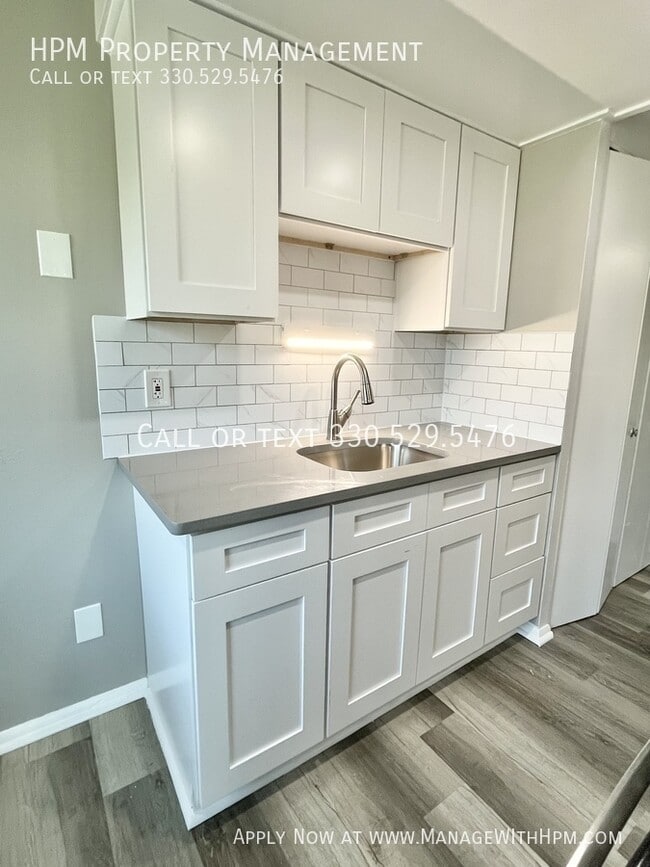 Building Photo - 91 Sheldon Rd