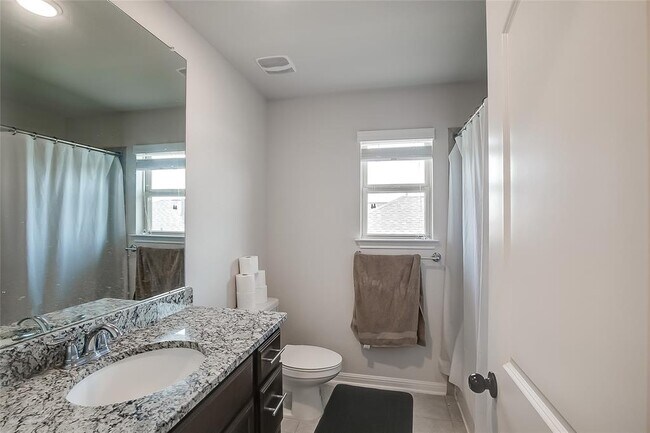 Building Photo - 2741 Bocelli Pl