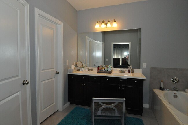 Building Photo - Brand NEW HOME for LEASE in Pflugerville!!!