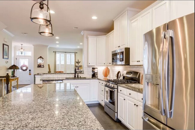 Building Photo - 232 Pebble Beach Ct