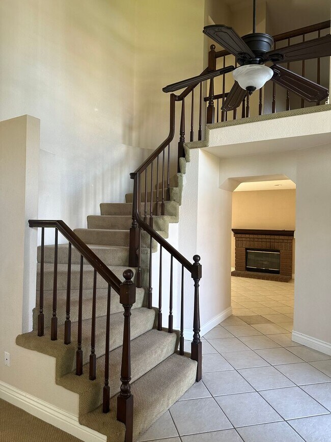 Building Photo - 940 Birmingham Dr