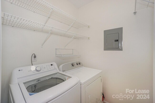 Building Photo - 18840 Nautical Dr