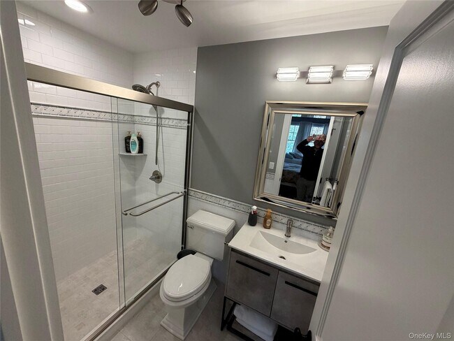 Building Photo - 27 Deer Path