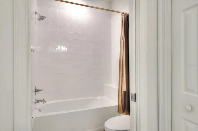 Building Photo - South Lakeland rental!