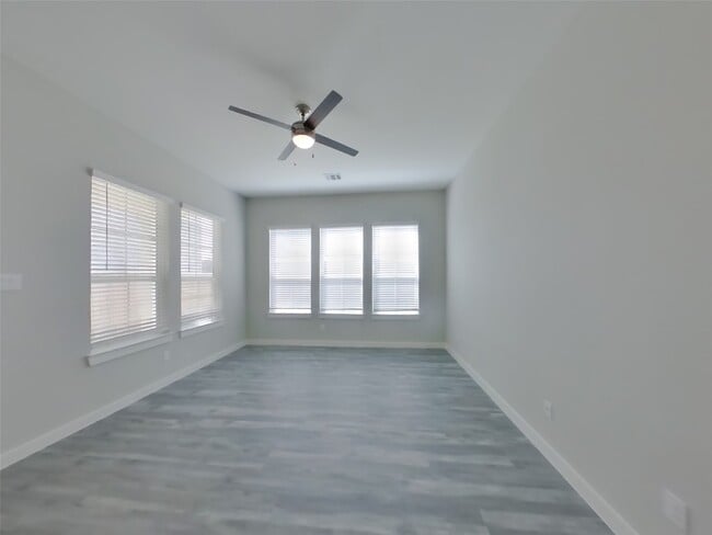 Building Photo - 22745 Terrazzo Dr