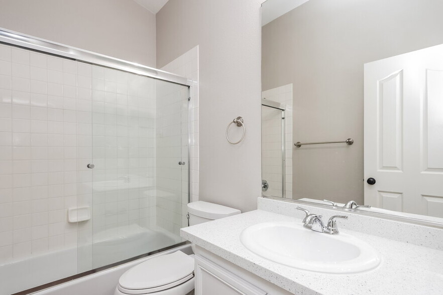 Building Photo - 1564 Stone Valley Ave