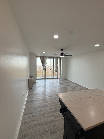 Building Photo - 2500 N Van Dorn St