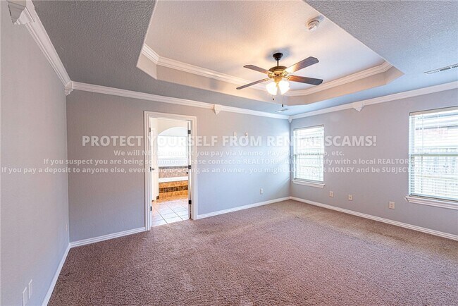 Building Photo - 3705 W Amour Dr