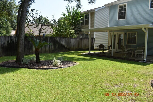 Back yard - 3126 Station Ct