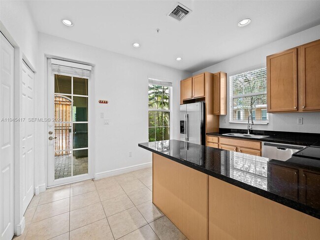 Building Photo - 14762 SW 12th St