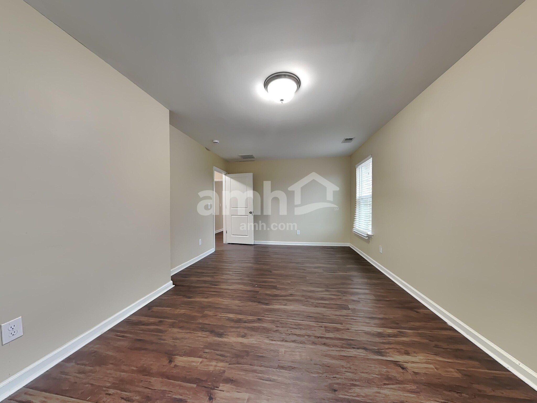 Building Photo - 30 Winslow Cir