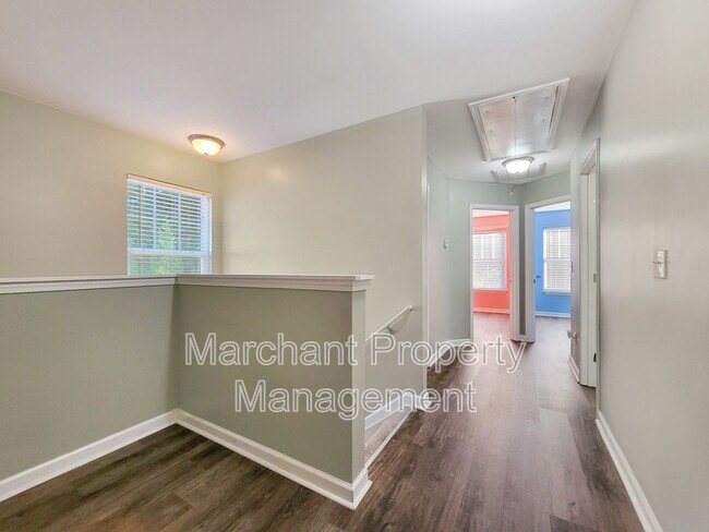 Building Photo - 4 Wisner Ct