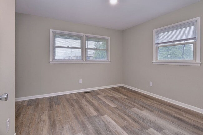 Building Photo - Nicely updated rancher!