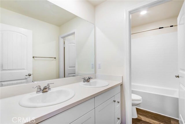 Building Photo - 26065 Plumcot Dr