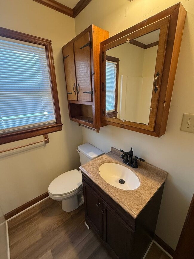 Building Photo - Two-Three bedroom, 1 bath house in Graham