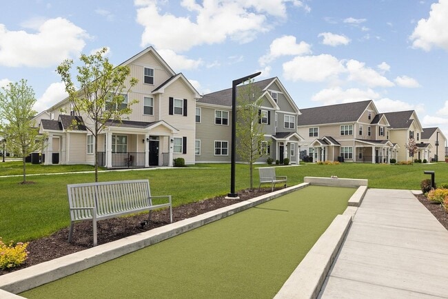 Building Photo - 901 Kelly Green Ln