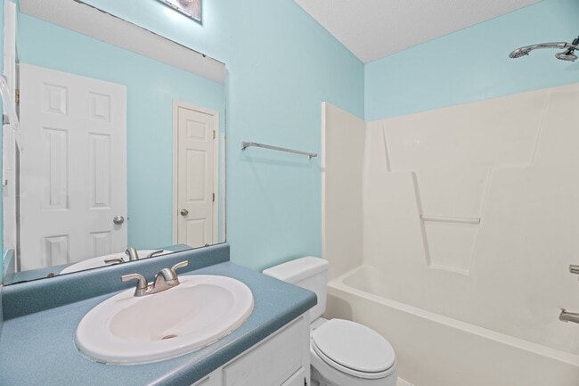 Building Photo - 146 Jer Mar Dr