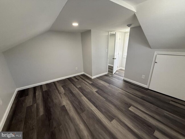 Building Photo - 383 Johnson Ave