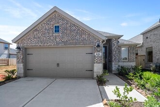 Building Photo - 16314 Rock Hollow Bend Ln