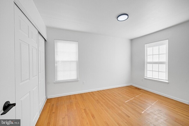 Building Photo - 17515 Sabrina Terrace