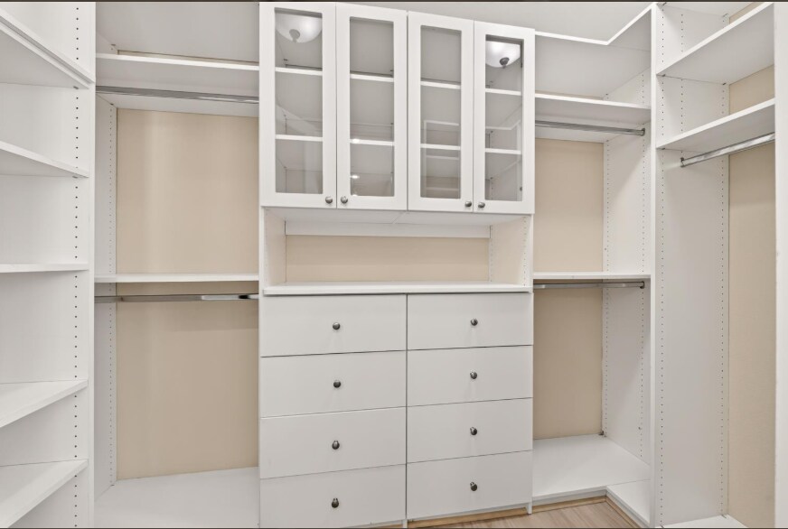 Building Photo - 4266 Sunset View Dr