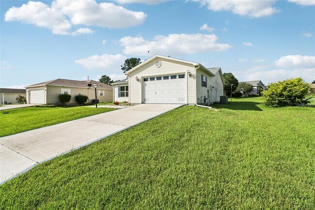 Building Photo - 8544 SE 177th Bartram Loop