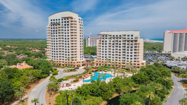Building Photo - 5000 S Sandestin Blvd