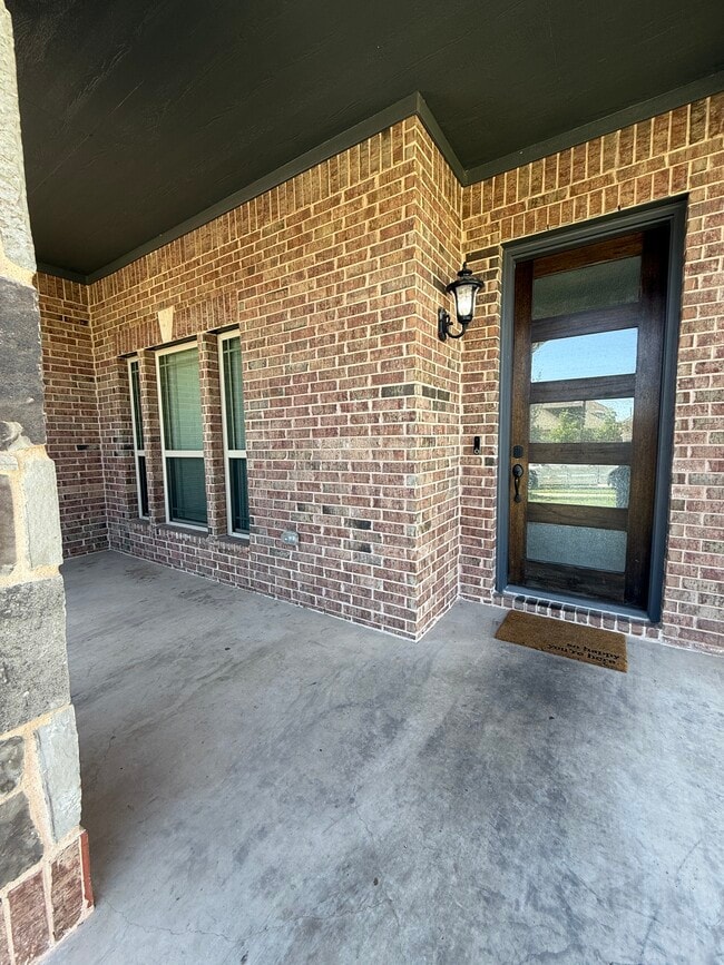 Building Photo - 1332 Fox Gln Trl