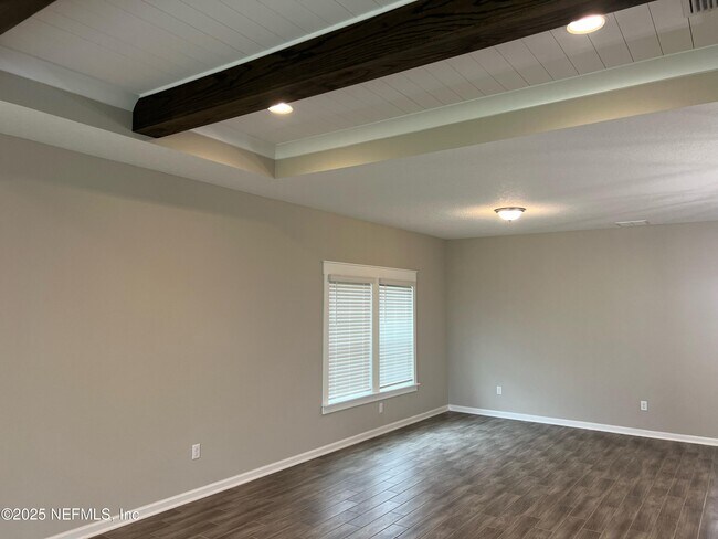 Building Photo - 32 Pinzon Pl