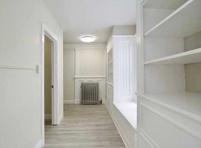 Building Photo - 58 Howes St