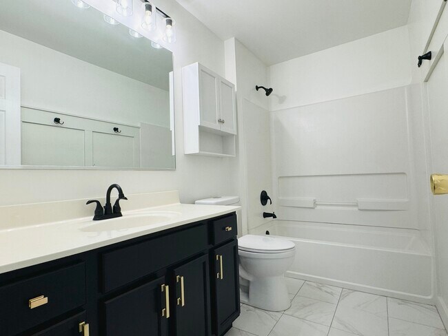 Building Photo - 128 Bertram Dr