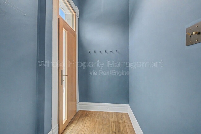 Building Photo - 2923 W 27th Ave
